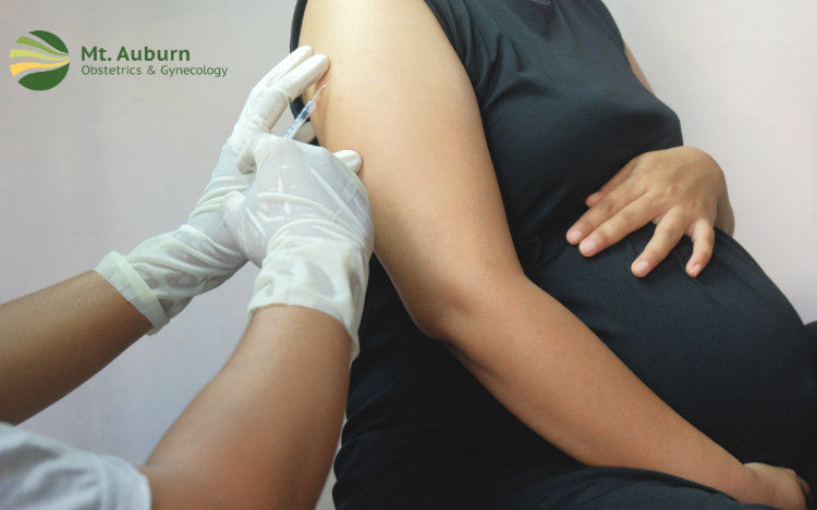 5 Things Pregnant People Should Know About Getting the COVID-19 Booster Shot