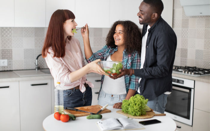 Forming Healthy Eating Habits: Advice for Teenage Girls